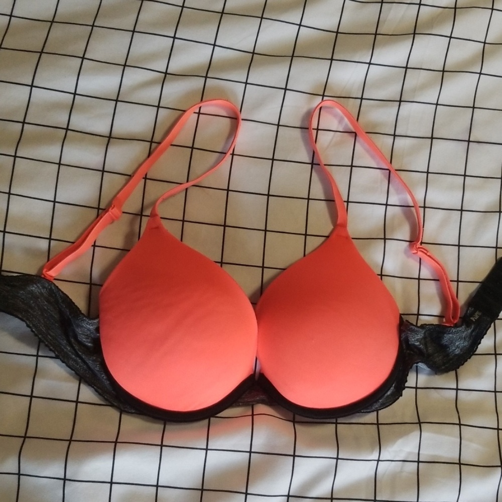 Bra